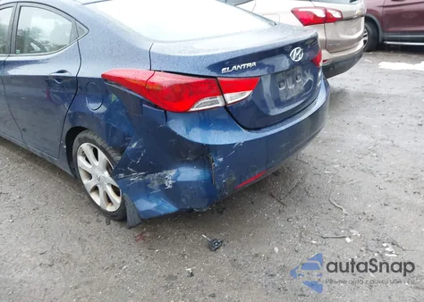 2013 Hyundai Elantra Limited from USA, damaged, VIN KMHDH4AE8DU618060